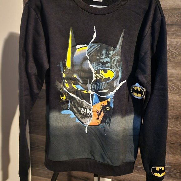 Batman Graphic Sweater Men Size Medium DC - Picture 1 of 5